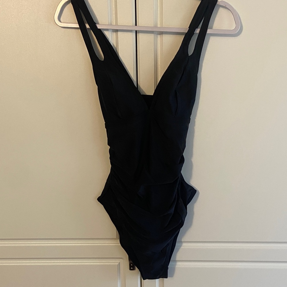 Cupshe Black Ruched V-Neck One-Piece Swimsuit